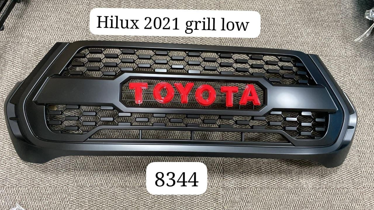 Toyota Hilux 2021 + Raider Grill Non-LED