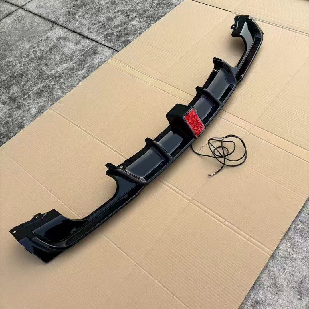 BMW F30 Diffuser with Light 4 Pipe