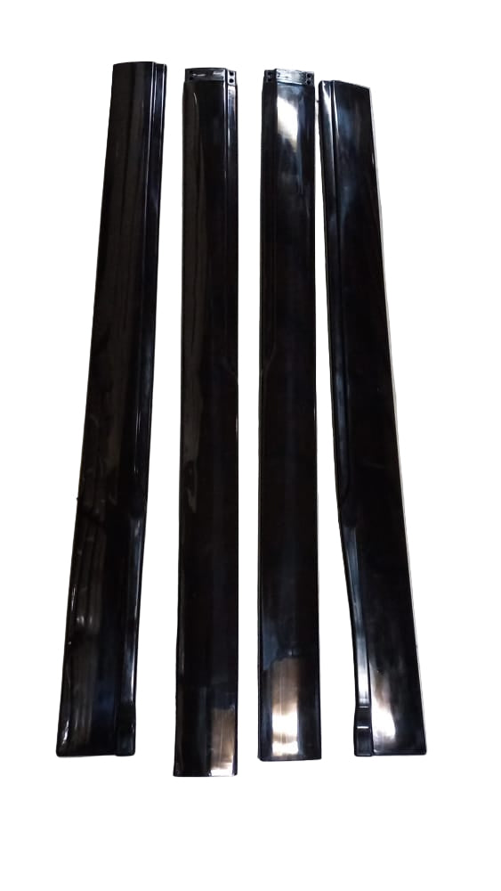 Universal 4-Piece Side Skirts