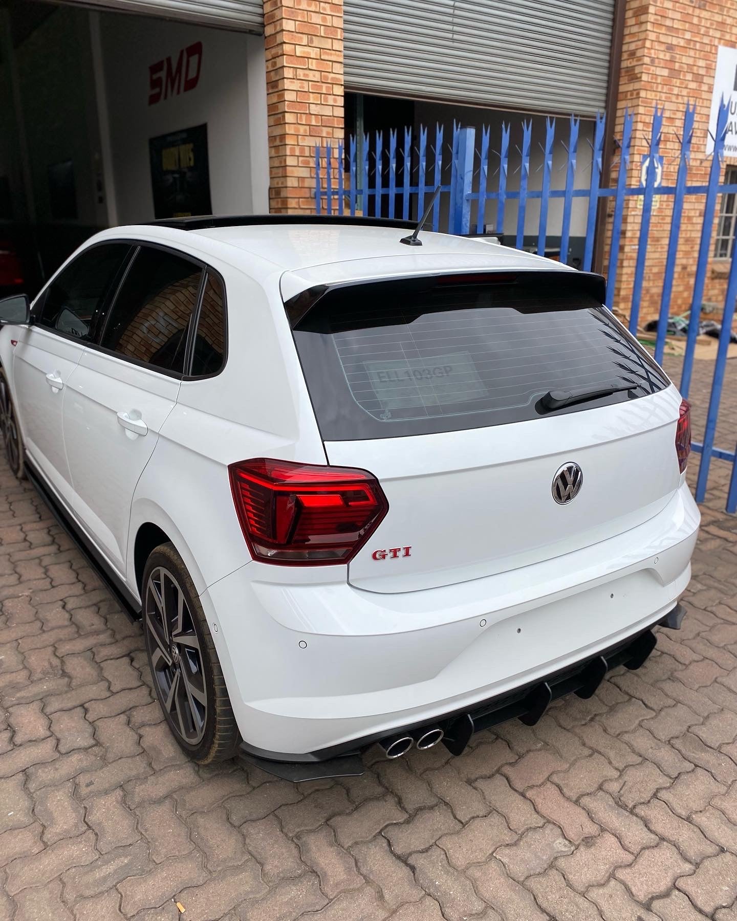 VW AW Polo 8 GTI Gloss Black Side Skirts