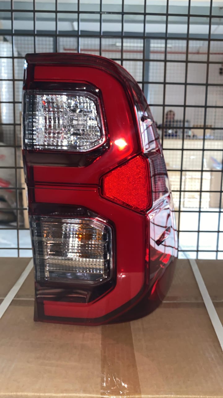 Toyota Hilux 16 + Rear Taillights